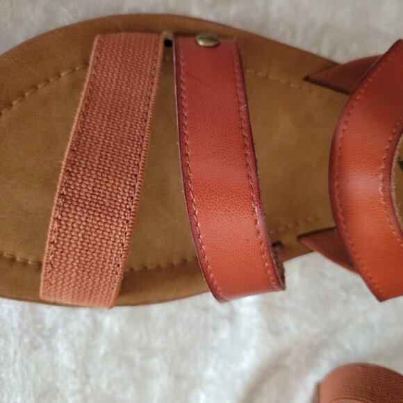 NEW Strappy Sandals Boutique women's 6 8 9 Brown Nest trendy comfy classic NIB - Picture 7 of 10